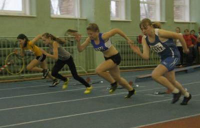В первый день Всероссийских соревнований по лёгкой атлетике памяти Дмитрия Миронова рязанцы первенствовали в пяти видах